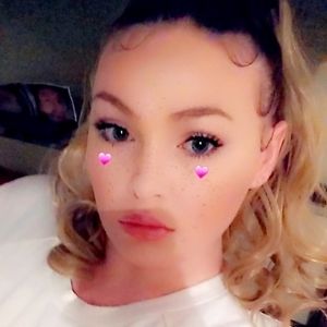 Meet your Posher, Whitney